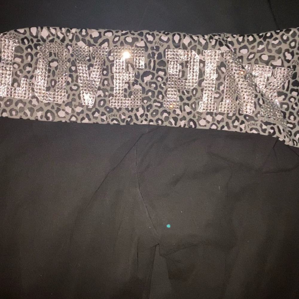 Rhinestone, cheetah top PINK VS yoga pants